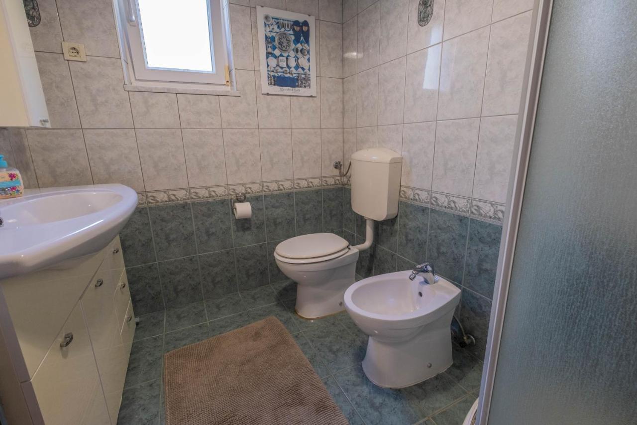 Apartman Ahel ยาดราโนโว ภายนอก รูปภาพ